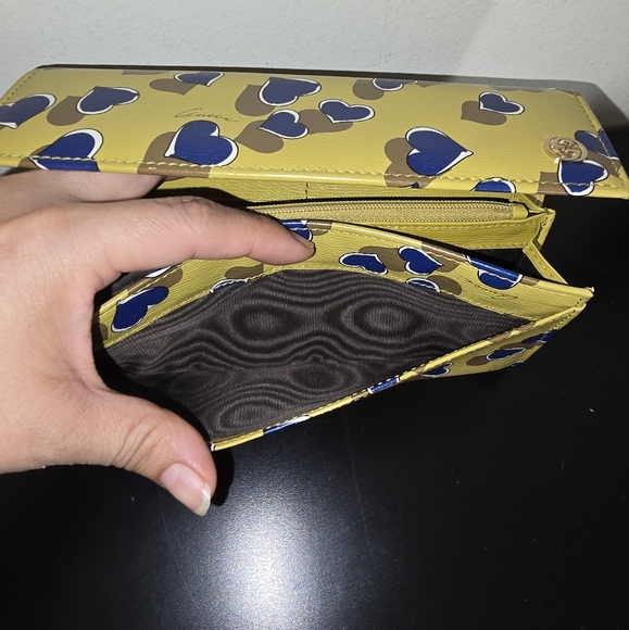 Gucci Continental Flap Calfskin Heartbeat Print Yellow Wallet - Picture 7 of 11
